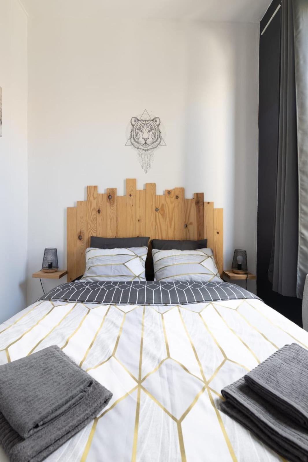 Le 107 Carca ! Apartment Carcassonne Luaran gambar